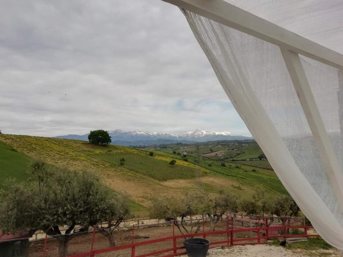 B&B Gli Amici Del Tubarello Розето-дельи-Абруцци Экстерьер фото